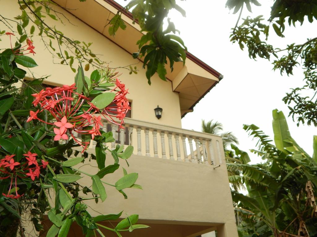 Mallika Guest House Hikkaduwa Exterior foto